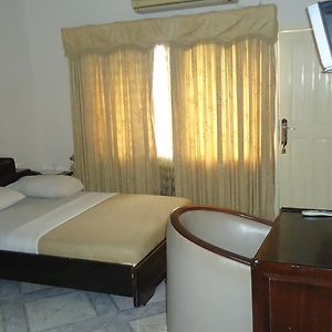 Standard Room with 1 Single Bed